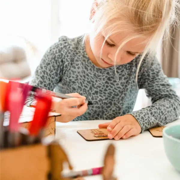 vendespil-hc-andersen-træ-eventyr-undervisningsmidler-dansk-skoleabc-børn-male-selv