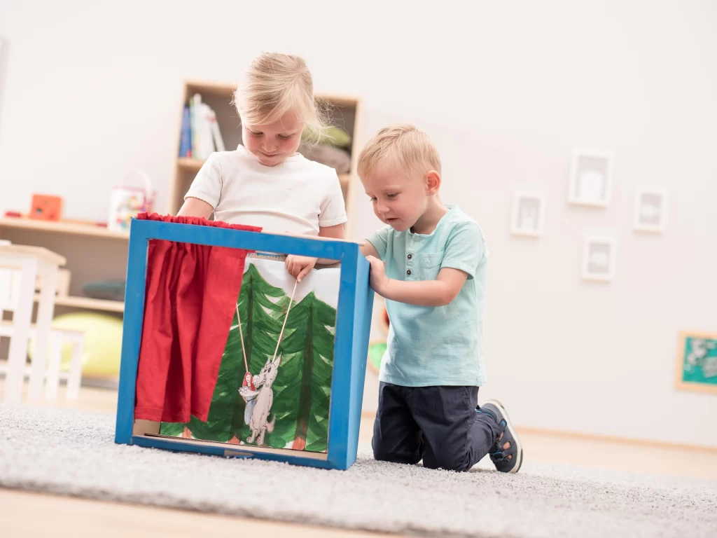 Vandbaseret Maling med 6 Farver