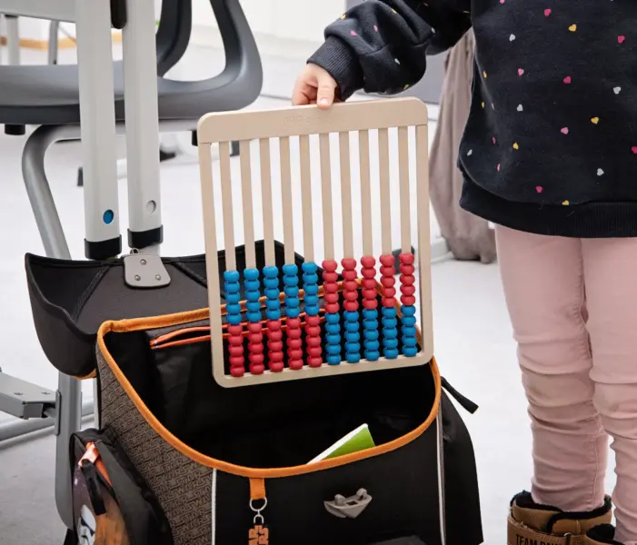 Flad Tælleramme "Betzold" med 100 Kugler - Rød / Blå