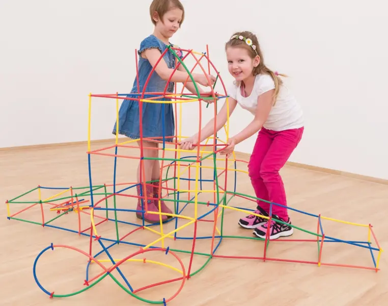 Byggesæt - 400 dele til kreativ leg og konstruktion