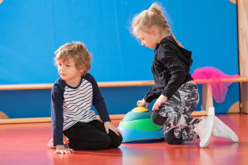 Balance-øer – farverig leg og motoriktræning i ét!